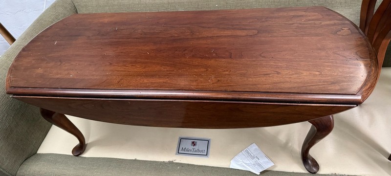 Vintage Queen Anne Style Drop Leaf Coffee Table with Cabriole Legs