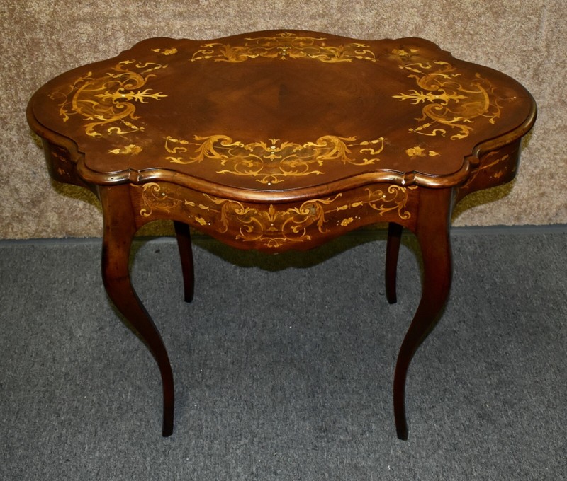 Antique Inlaid Mahogany Renaissance Revival Turtle Top Table gallery