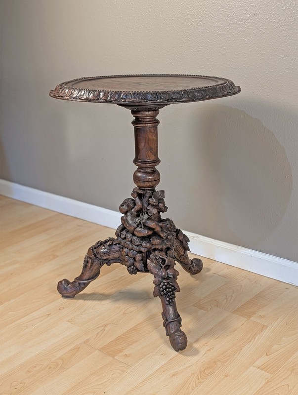 Antique French Black Forest Oak Side Lamp Table Nightstand w/ Cherubs 29″
