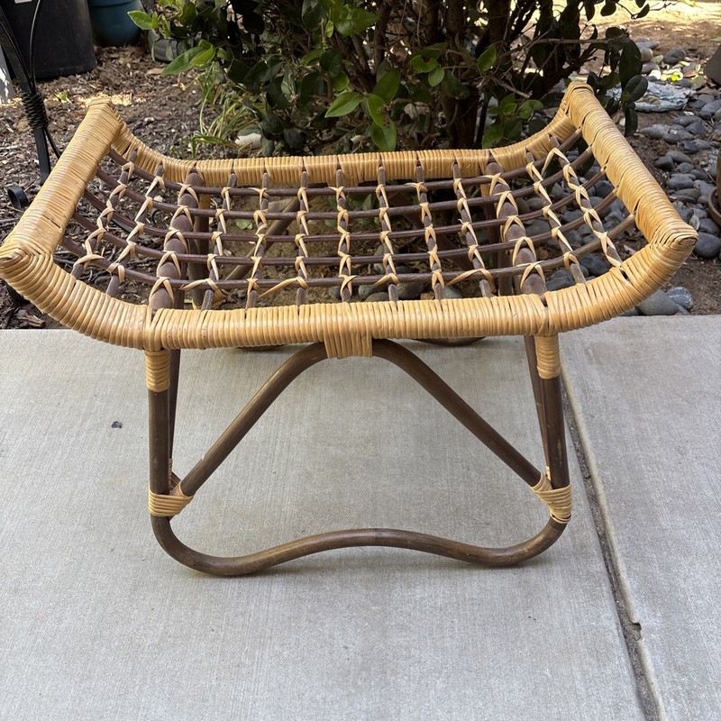 Vtg MCM Asian Boho Chic Wicker Rattan Curved Foot Stool 17”H 23”L 13”W