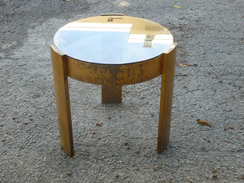 COOL MID CENTURY GOLD GILT METALLIC WOOD THREE LEG ARCHITECTURAL TABLE gallery