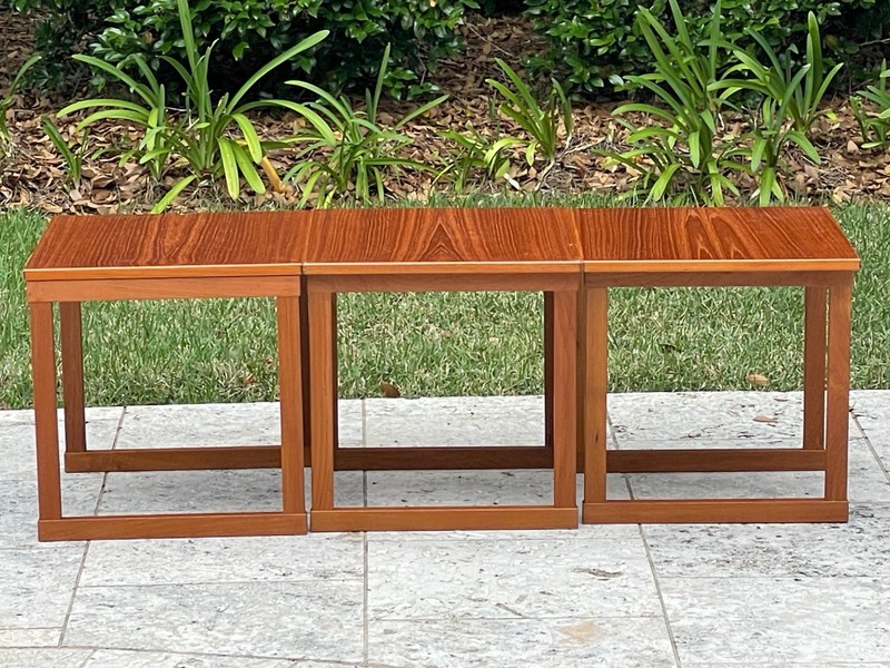 Kai Kristiansen Danish Mid Century Modern Teak Interlocking Cube Nesting Tables gallery
