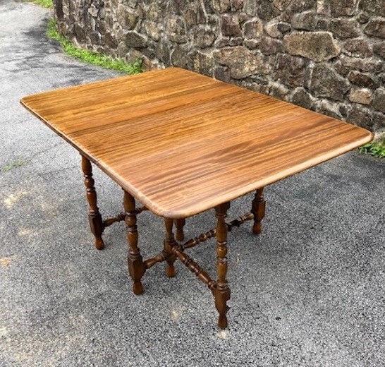 Antique Walnut Drop Leaf, Gate leg Dining Table with spindle legs