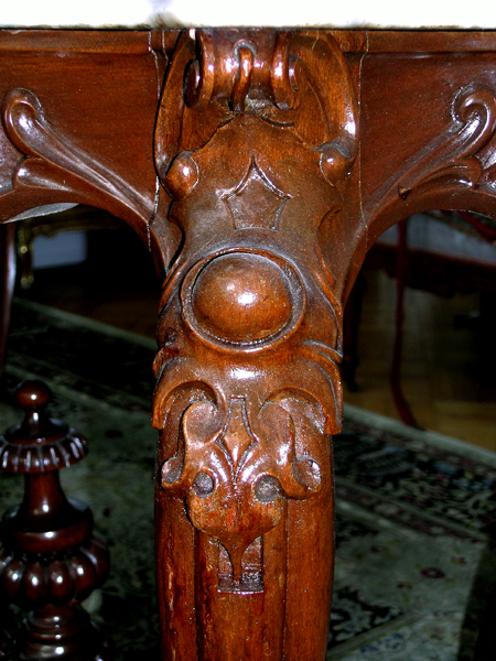 VICTORIAN ROCOCO TURTLE TOP CENTER TABLE gallery