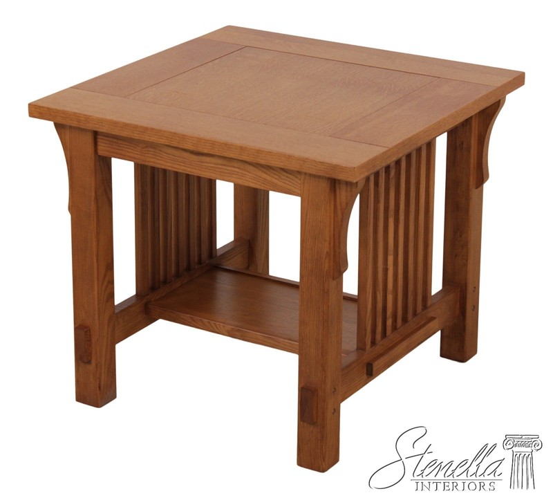 F73465: Arts & Crafts Mission Style Oak 2 Tier End Table