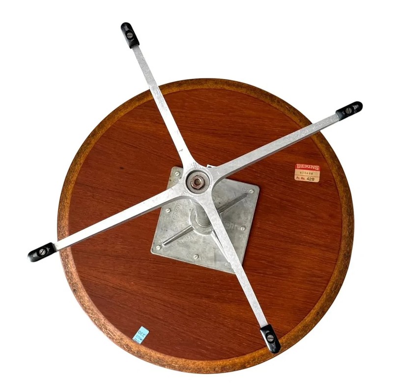 Arne Jacobsen for Fritz Hansen MCM Cocktail Table gallery