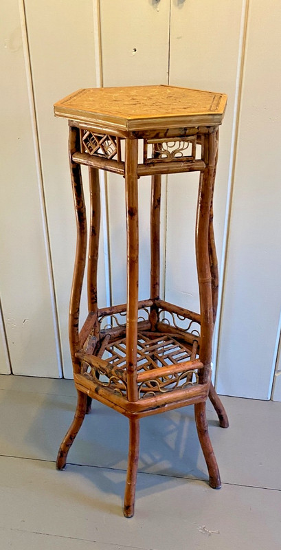 Vintage Burnt Tortoise Bamboo Rattan Plant Stand Table Antique MCM 35.5″H Rare