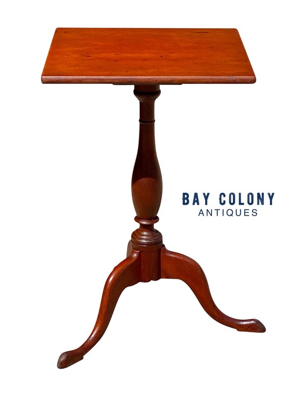 Antique Queen Anne Cherry Candlestand / End Table