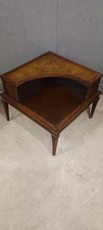 Mersman Leather Top Furniture Set gallery