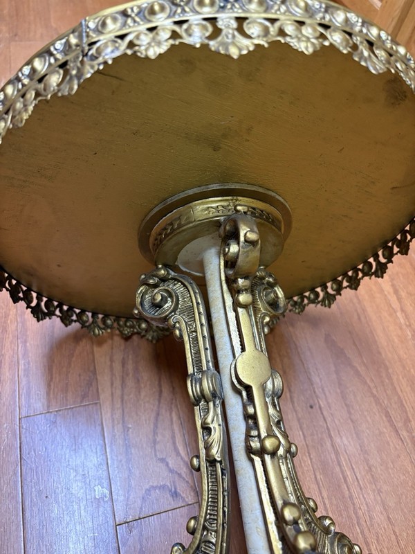 Italian Marble Top Gold Pedestal Side Accent Table Ornate Vintage gallery