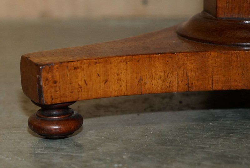 Antique Restored William IV 1830 Walnut Occasional Side End Wine Lamp Table gallery