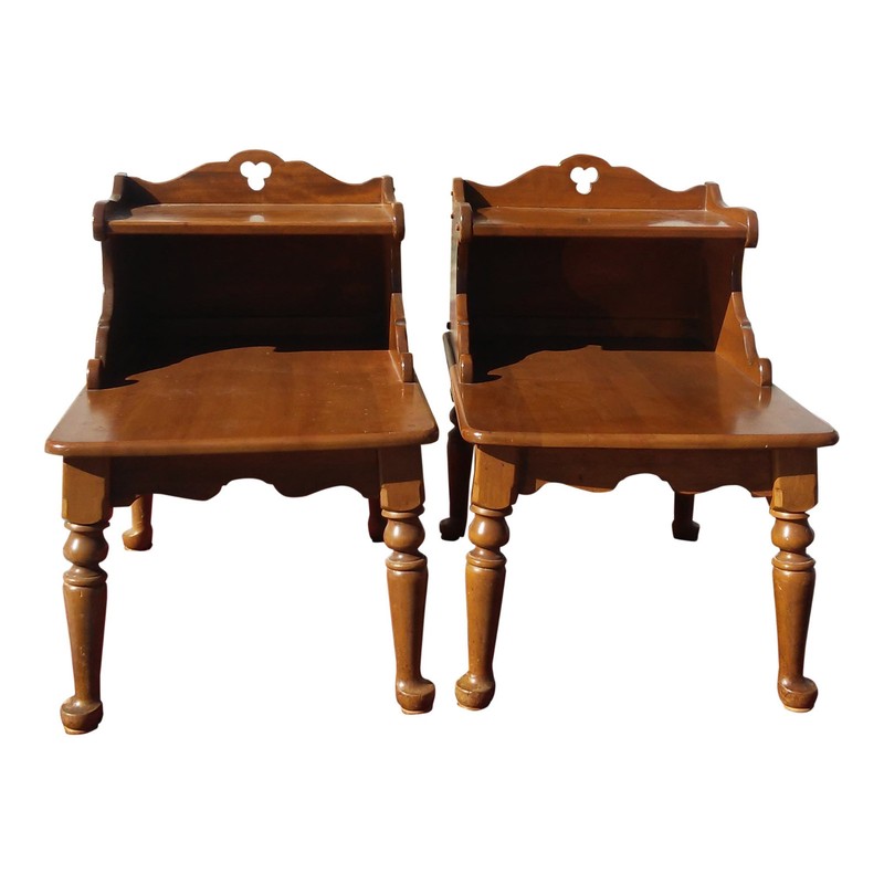 ETHAN ALLEN Baumritter CLOVER DESIGN End Tables / Side Tables by Baumritter