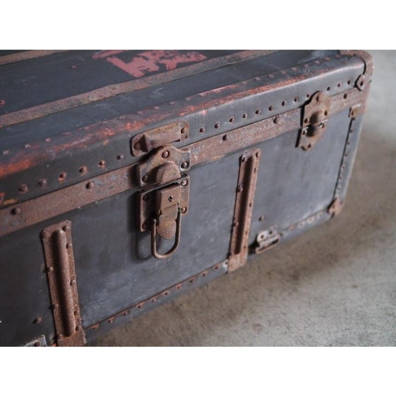 Rusty Iron Military Case Luggage Japan Koro-ten D Size Used 21cm (8.3in) gallery