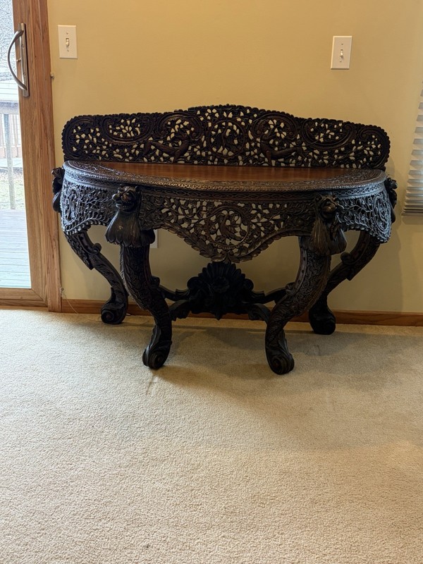 Burmese Consol Table Circa 1820 In Excellent Condition Very Rare, Sutheby’s Est