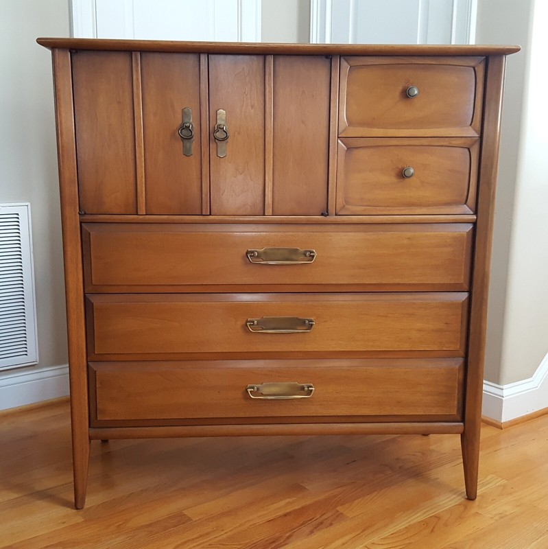 Vintage MCM Drexel Highboy Dresser Rare "Medalist" Line Butternut/Pecan/Walnut!