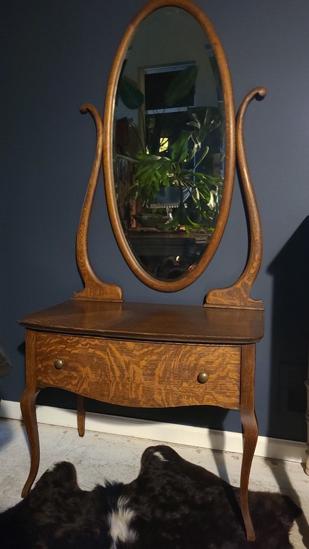 Antique Quartersawn Oak Dressing Table