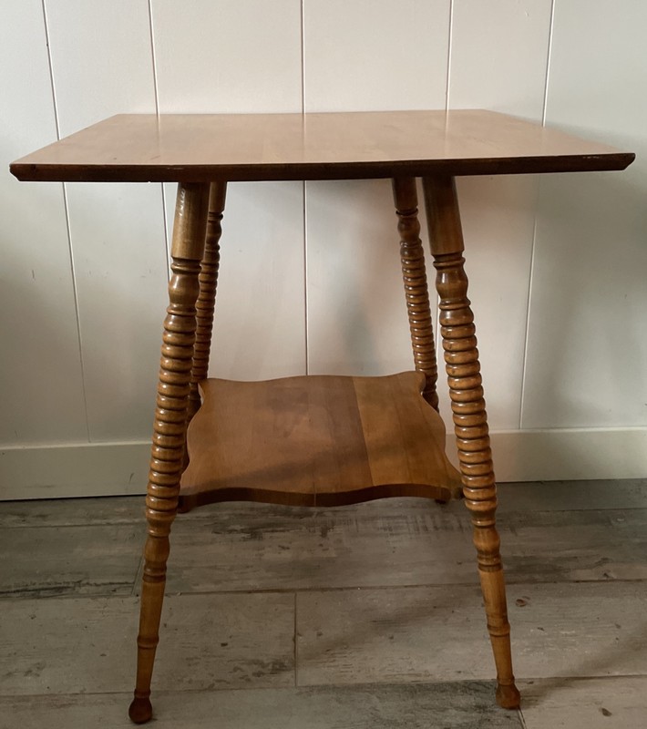 Antique Victorian 2-Tier Parlor Table Bobbin Turned Spindle Legs