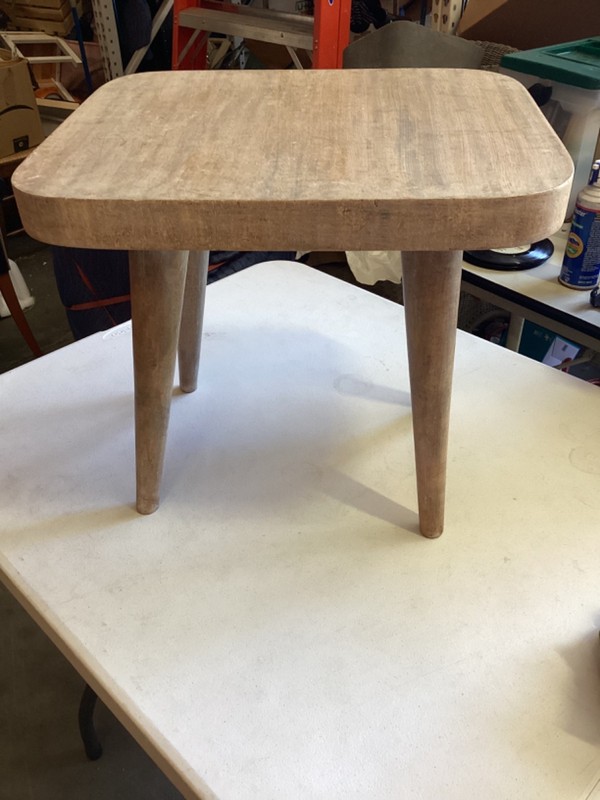Vintage Wood Side/Accent Table 16” Tall 18” x 15” Signed. Beige Tone
