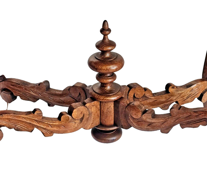 Victorian White Marble Top Rococo Flower Carved Walnut Parlor Table Circa 1880s gallery