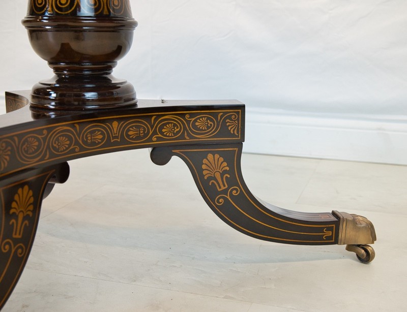 NO TARIFFS! 4' traditional ornate round mahogany Centre Table with inlay gallery