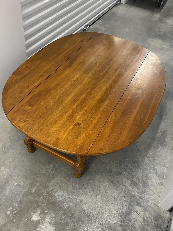 Late 20th century 1970’s Ethan Allen Early American style drop leaf coffee table gallery