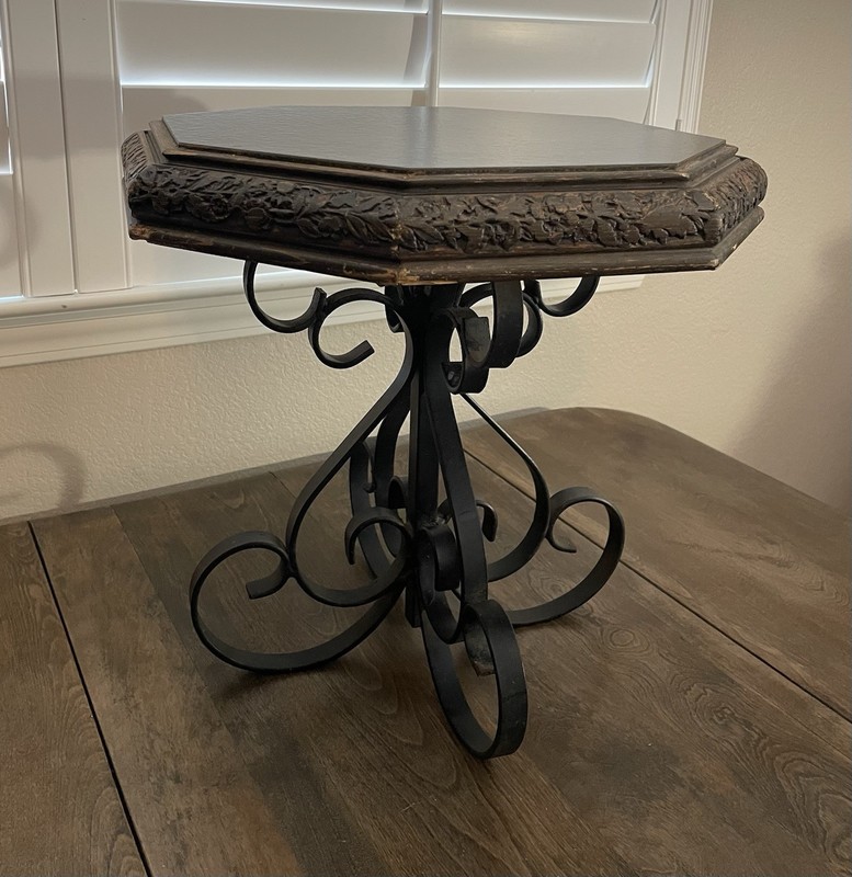 VINTAGE CAST IRON SCROLLED ACCENT TABLE Wood Carved Floral Black Octagon 16” MCM