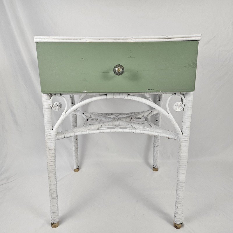 Vintage White Wicker End Table French Country Peacock Rattan Farmhouse Victorian gallery