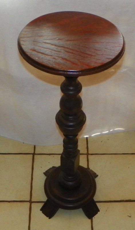 Quarter Sawn Oak Plant Stand (PS-142)