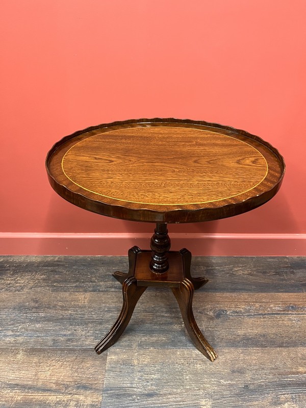 Vintage Mid-20th Century Flamed Mahogany Side End Table FREE UK DELIVERY gallery