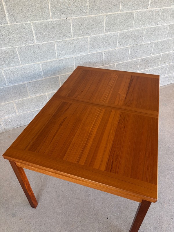 ANSAGER MOBLER 92 "DANISH MODERN TEAK TWIN LEAF EXTENSION DINING TABLE gallery