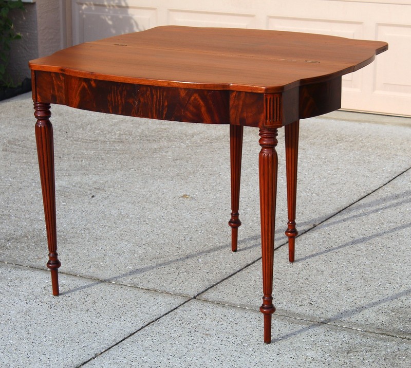 Antique Early 20th-Century Flame Mahogany Gateleg Game Table or Desk gallery