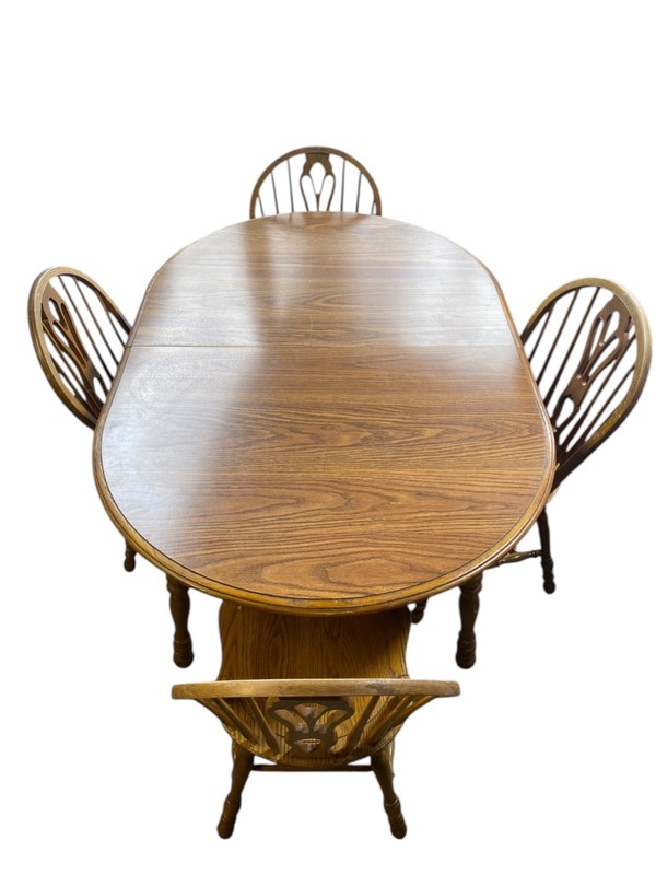 Cochrane Vintage Oval Solid Oak Dining Table set with 4 Windsor chairs gallery