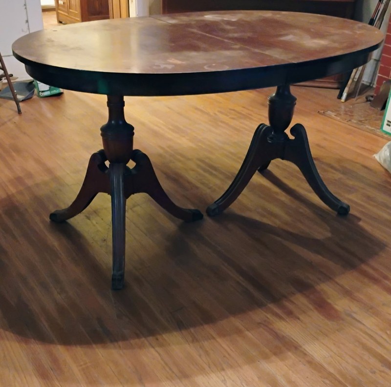 Regency /Georgian style Adjustable Pedistal Wood Dining Room Table