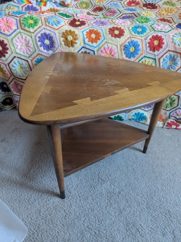Vintage Mid Century Lane triangle Dovetail Walnut Coffee Table Style 900 21