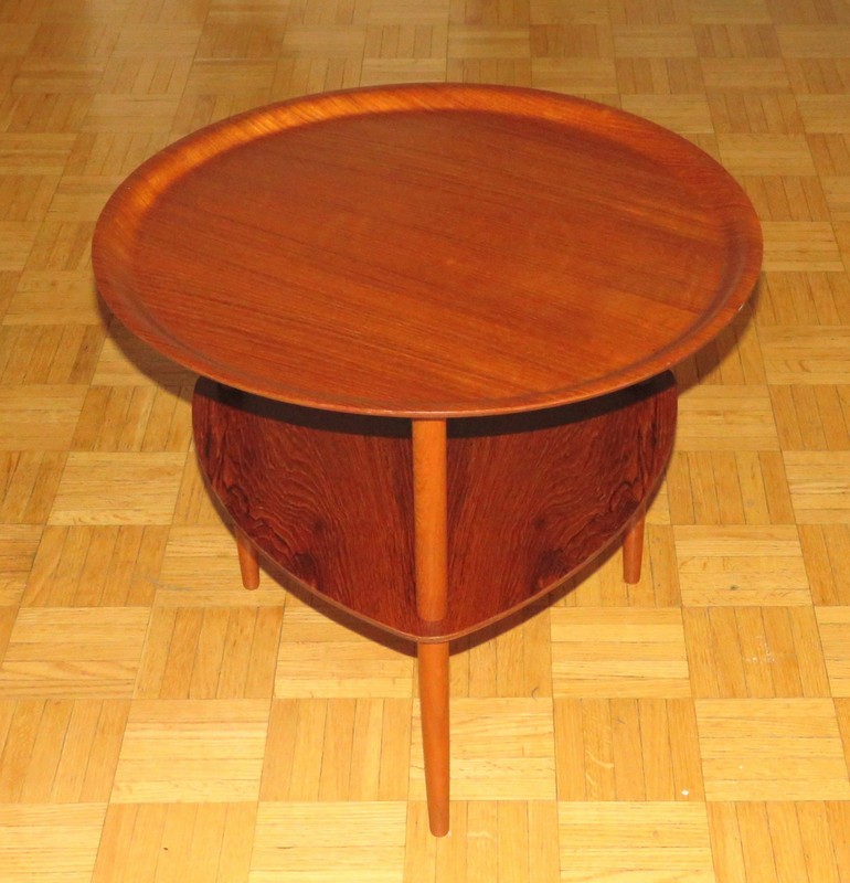 VINTAGE 1950 FRITZ HANSEN DANISH MODERN TEAK WOOD TRAY SIDE TABLE DENMARK MCM