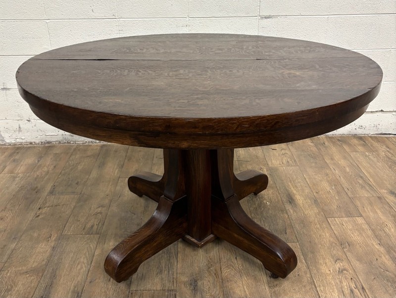 Antique Mission Arts and Crafts Tiger Oak Quarter Sawn Pedestal Dining Table