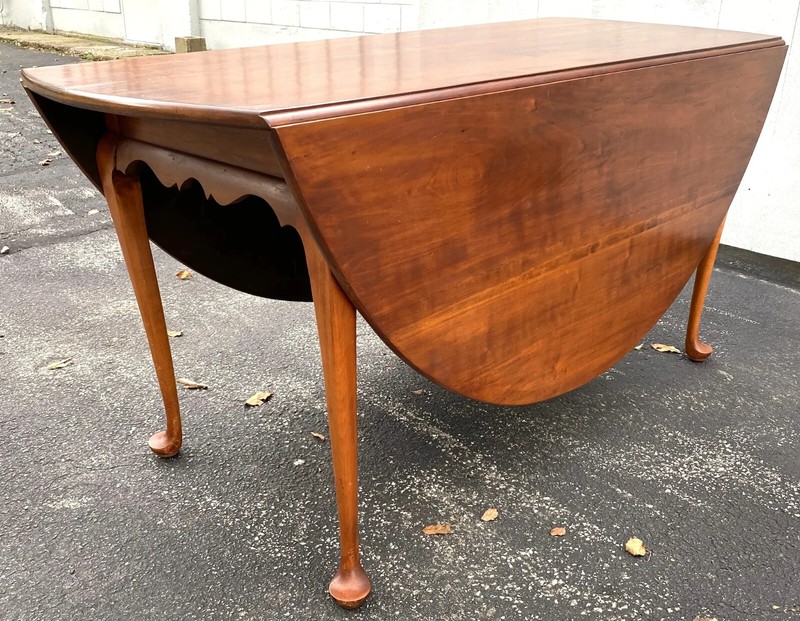 Eldred Wheeler Cherry Oval Queen Anne Style Drop Leaf Dining Table gallery