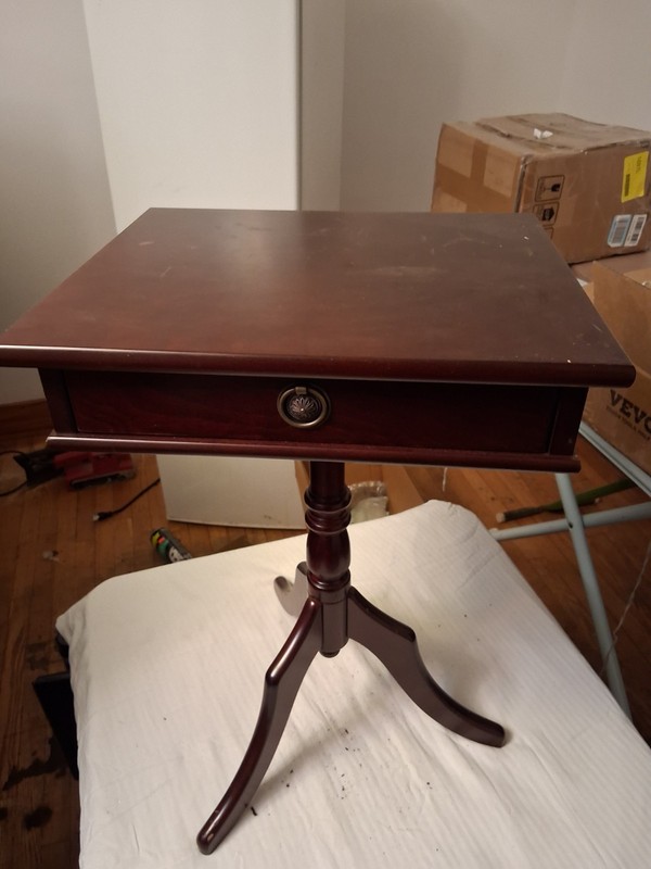 Mahogany Entry Table / Server Table / End Table 16×16