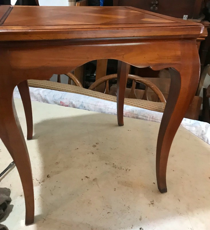 Cherry Henredon Side Table / End Table by Henredon (RP-ET85) gallery