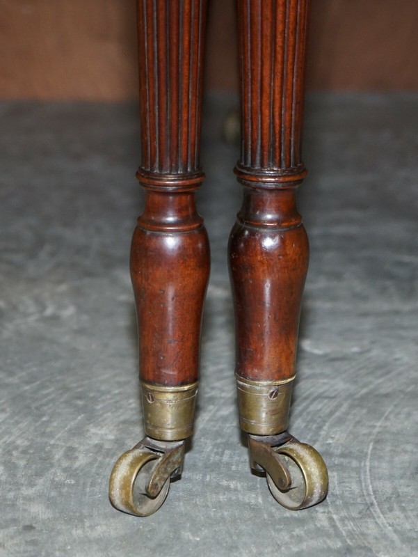 RESTORED ANTIQUE 1830 WILLIAM IV FIGURED MAHOGANY EXTENDING DINING TABLE GILLOWS gallery