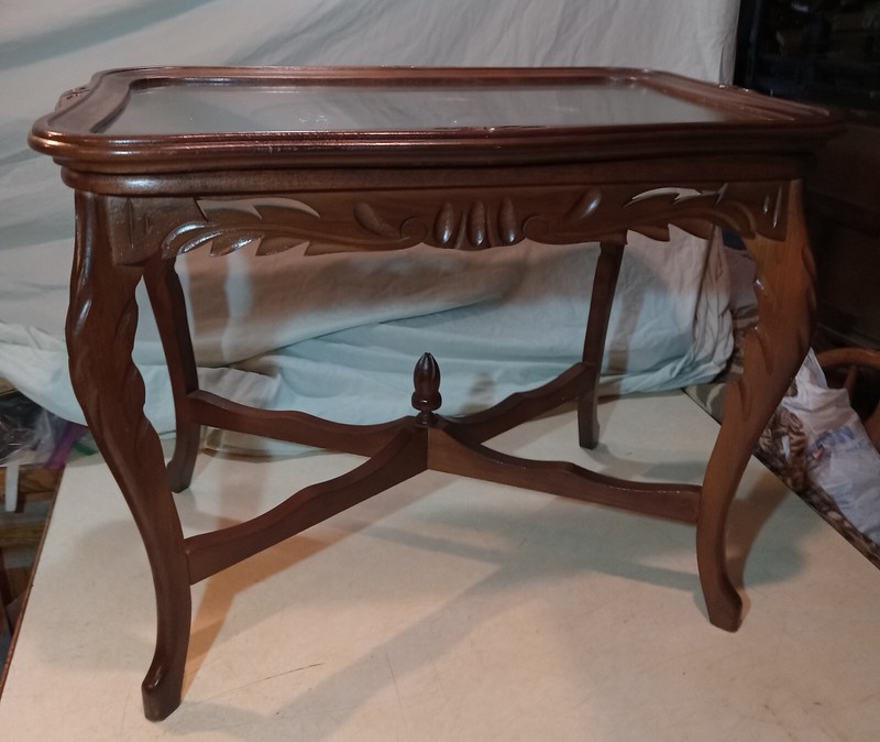 Mahogany Swan Carved Coffee Table with Glass Top (CT358)
