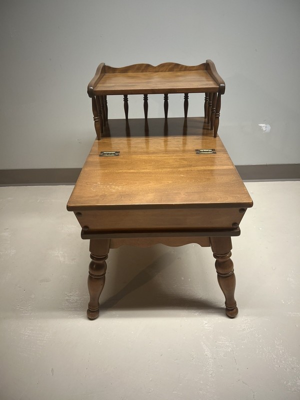 Vintage Ethan Allen Maple Wood 2-Tier Step End Table Colonial Dough Box 10-8582