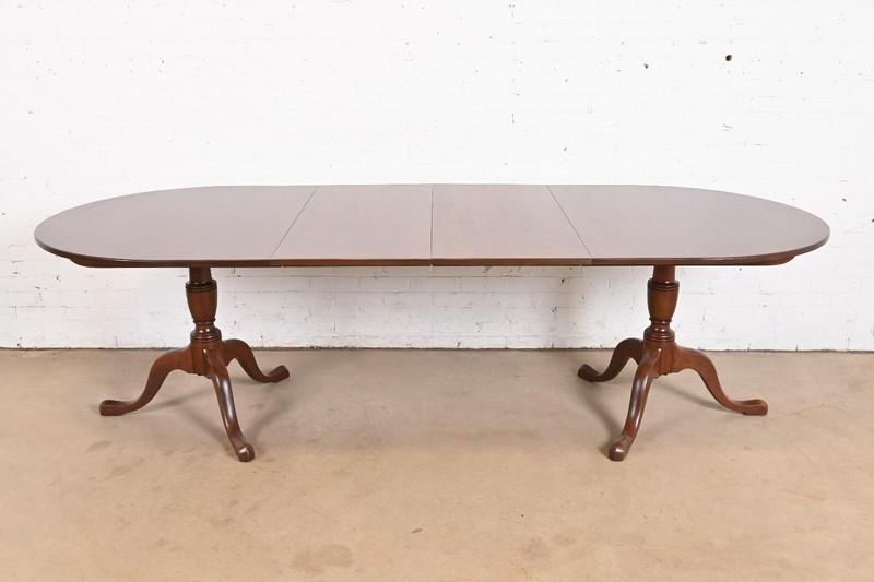 Kittinger Georgian Solid Mahogany Double Pedestal Dining Table, Newly Refinished