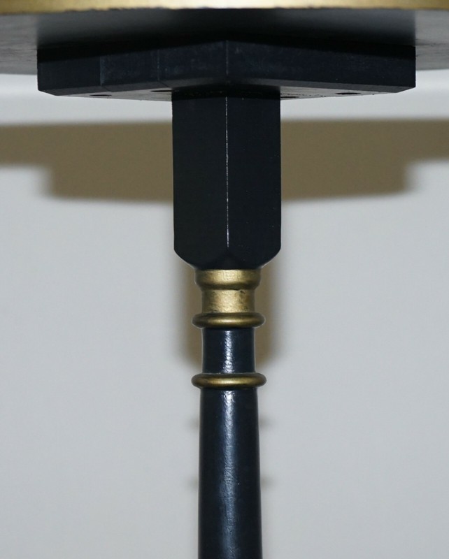 LAMP SIDE END TABLE WITH EBONISED BLACK FRAMES AND GOLD GILT WOOD DETAILING gallery