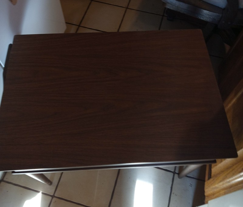 Mid Century Walnut Formica Top End Table / Side Table (ET821) gallery