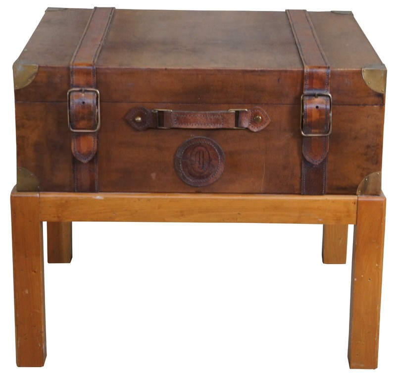 1994 Leather Steamer Trunk Coffee Side Table on Pine Stand Side Accent 25″