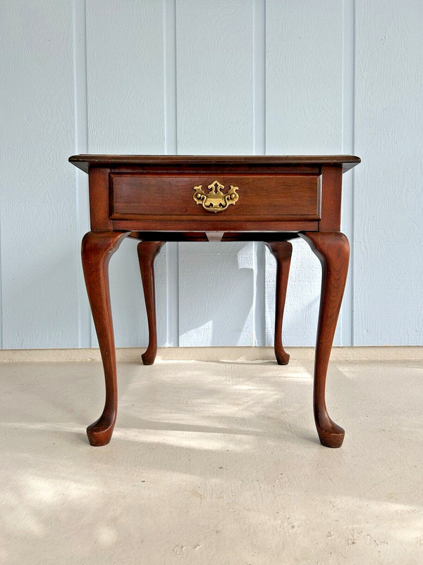 PENNSYLVANIA HOUSE Solid Cherry Queen Anne Rectangle Side/End Table W/ 1 Drawer gallery