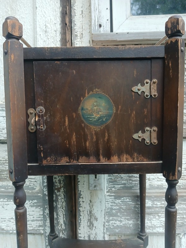 Antique Wood Smoking Stand W/ Label Metal Stampings Corp Illinois USA OLD gallery