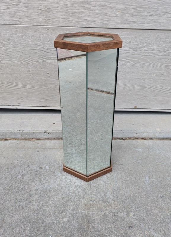 Vintage 25" Mid Century Modern Mirrored Hexagon Pedestal Plant Stand Table Wood gallery