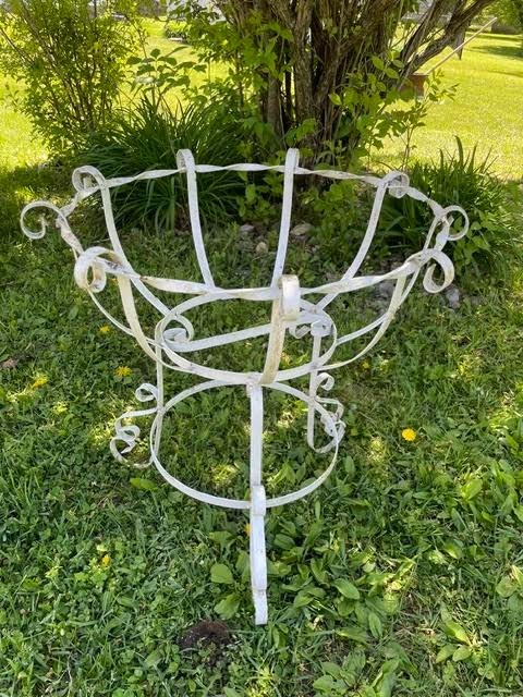 Vintage Spanish Revival Plant Stand 20″ Mid-Century Scrolled Iron Planter Holder